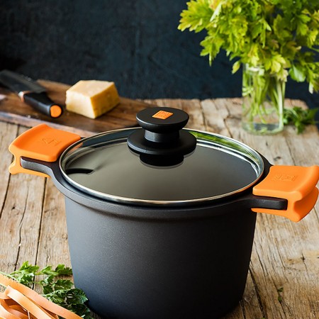 PENTOLA ANTIADERENTE 200 MM...